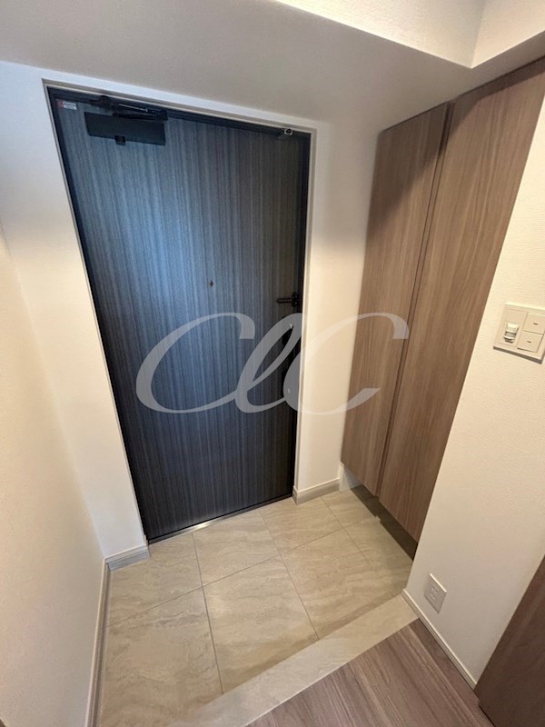 S-RESIDENCE千住大橋 玄関