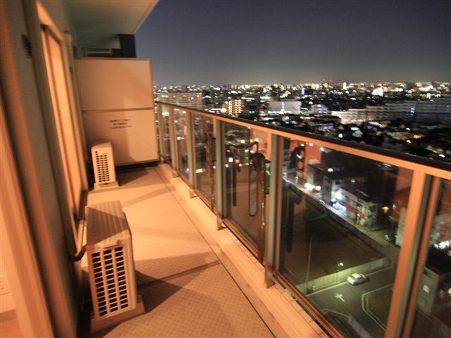 ロイヤルパークスシーサー ベランダ