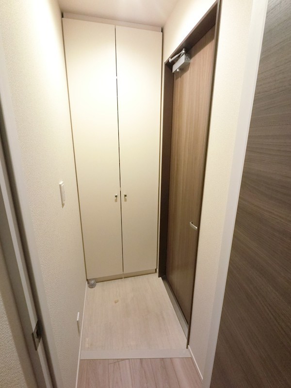 メゾン・浅草 玄関