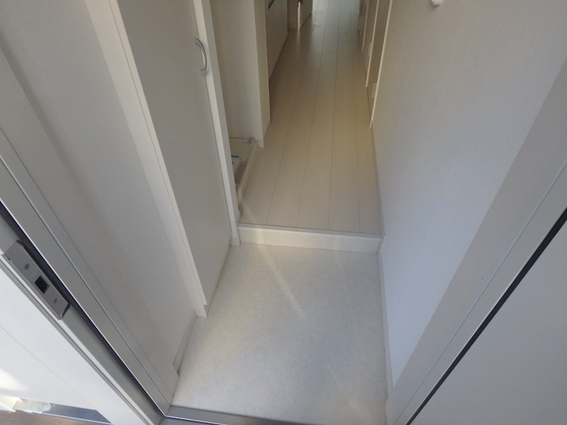 リブリ・新小岩 玄関