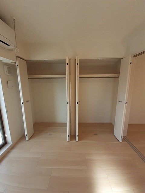 ラ・ポーズ　ゾー  その他2