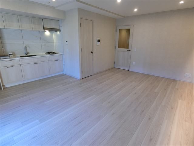 ASPRIME八丁堀（旧インプレストレジデンス）  リビング