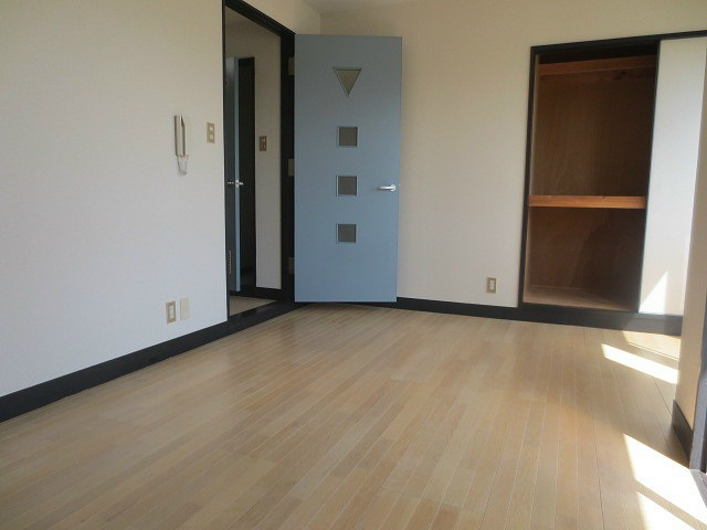 アベニール平井  リビング