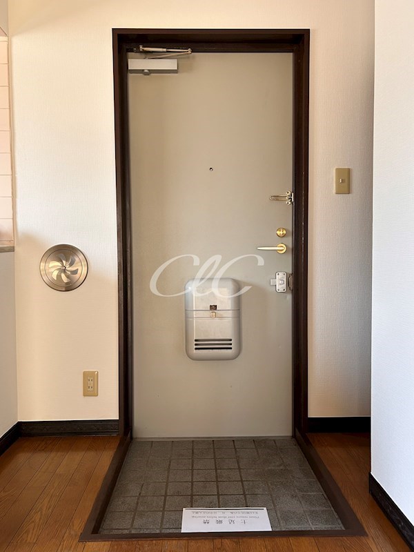 エバーグリーンハイツ 玄関
