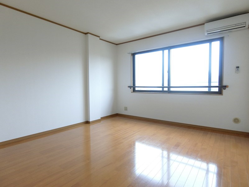 サンモールウエクサA リビング