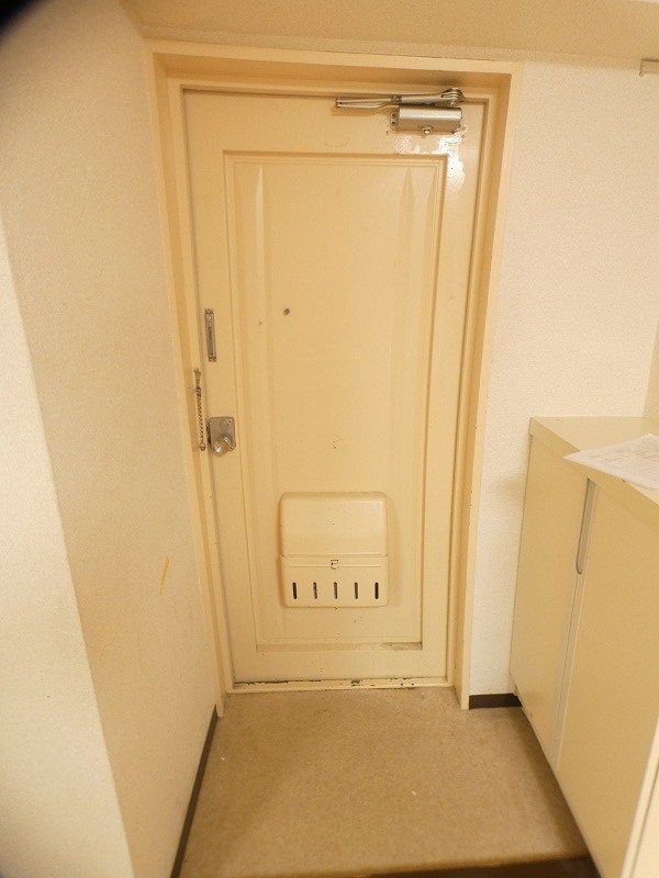 総武ロイヤルハイツ 玄関