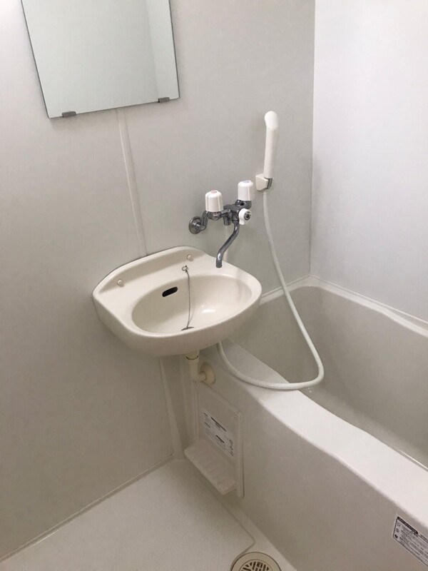 カネヴィアーノ 風呂画像