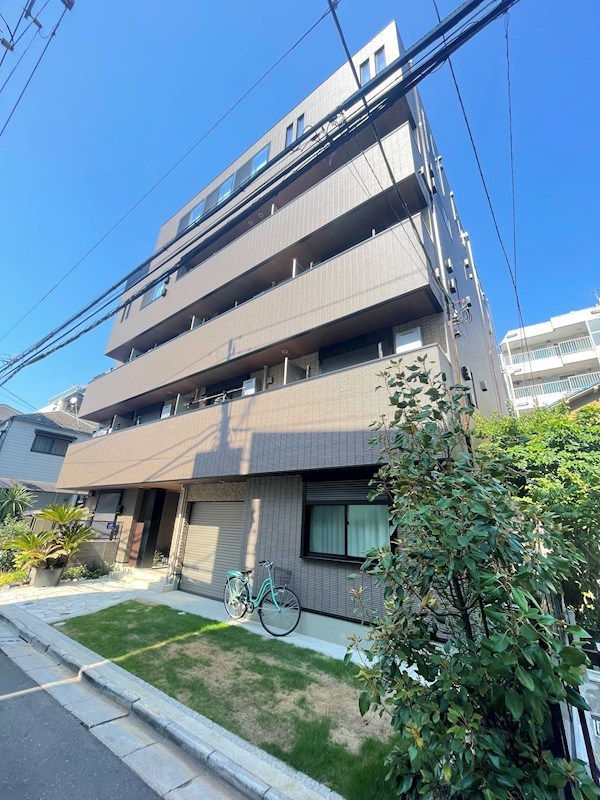 Laut Current 102号室 外観