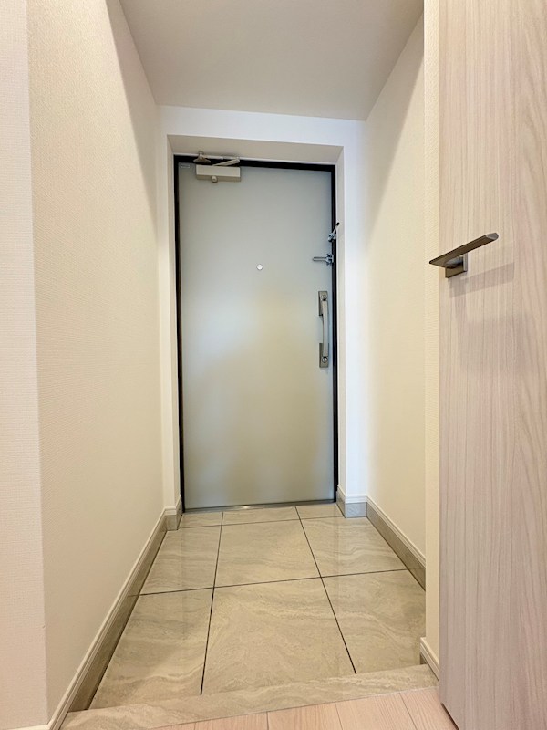 グランカーサ西葛西 玄関