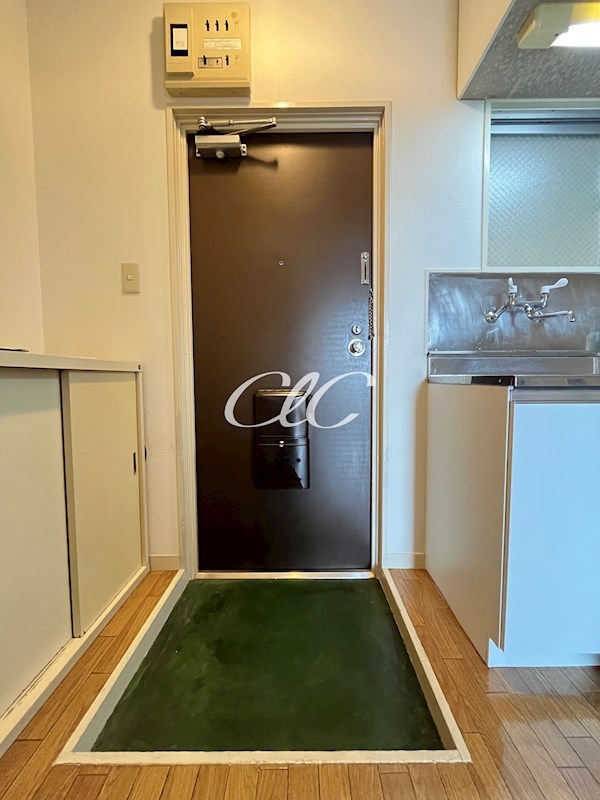 市川第２マンション 玄関