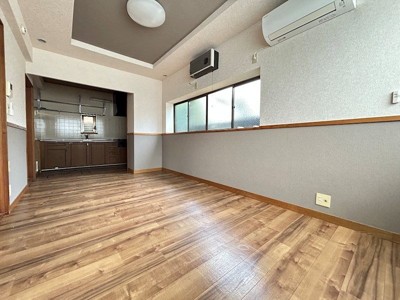 伊福貸家 リビング