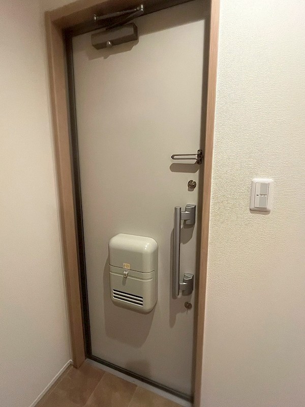 カーサ　コベノルテ 玄関