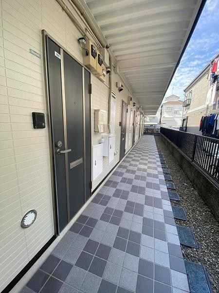 リューデスハイムⅢ 玄関