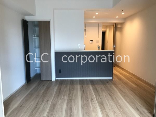 旭　building  リビング