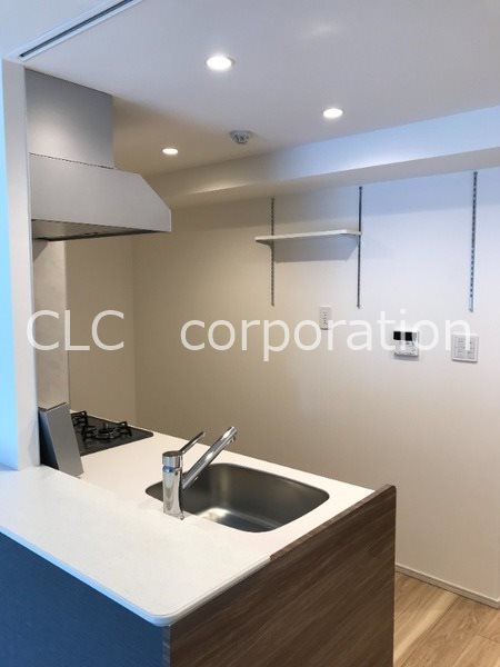 旭　building  キッチン