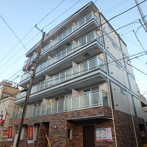 b'CASA Kitasuna 外観