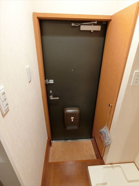 パルティール・ノザキ 玄関