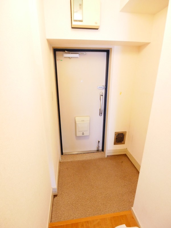 ソフトタウン小島町 玄関
