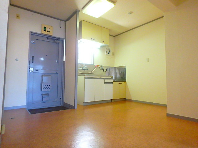 平井優和レジデンス リビング