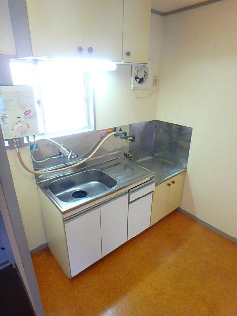 平井優和レジデンス キッチン