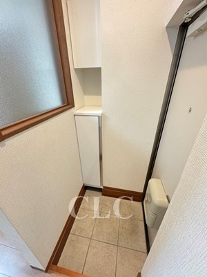 クレオ上中里 玄関