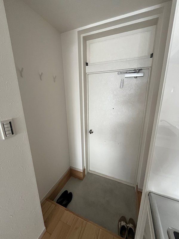 谷田貝ビル 玄関