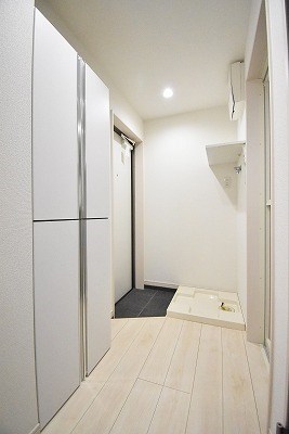 グランクオール潮見 玄関