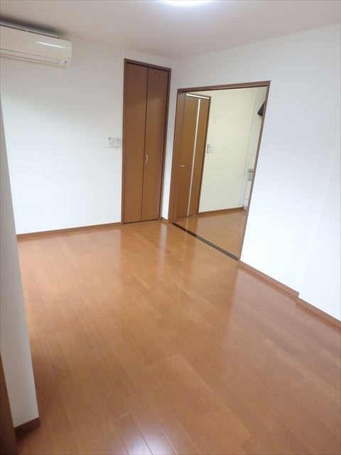 メゾンセキ ベッドルーム