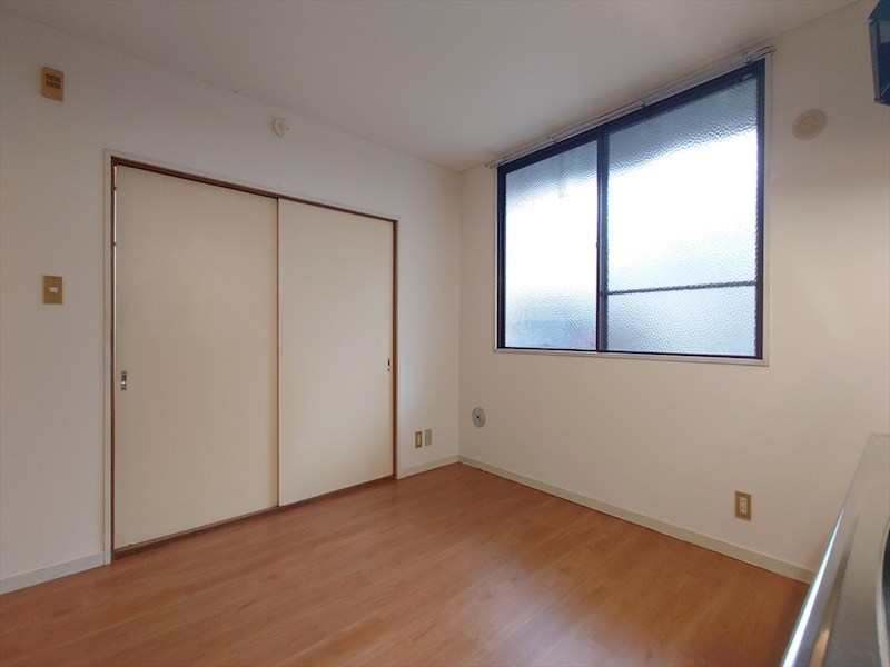 レジデンスこうだ リビング