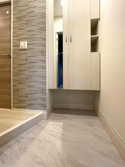 アヴァンス豊島   玄関