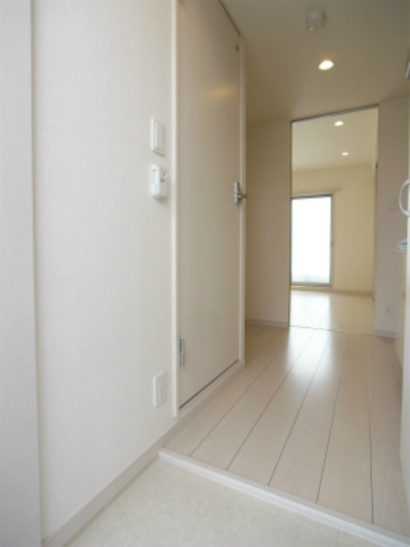 リブリ・王子神谷  玄関