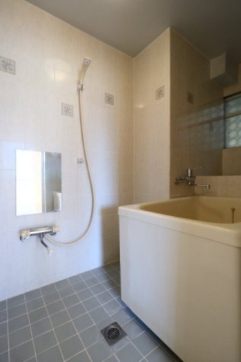 蛎殻町団地 風呂画像