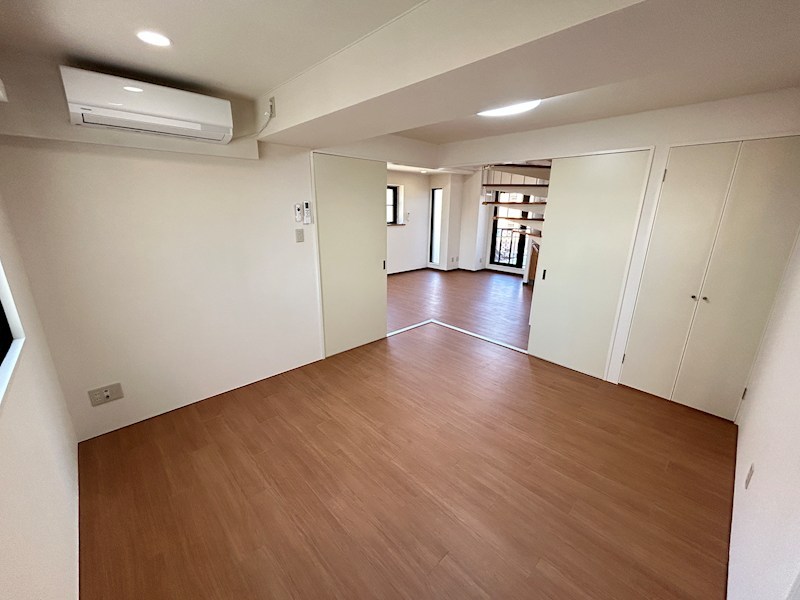 プレサＭ ベッドルーム