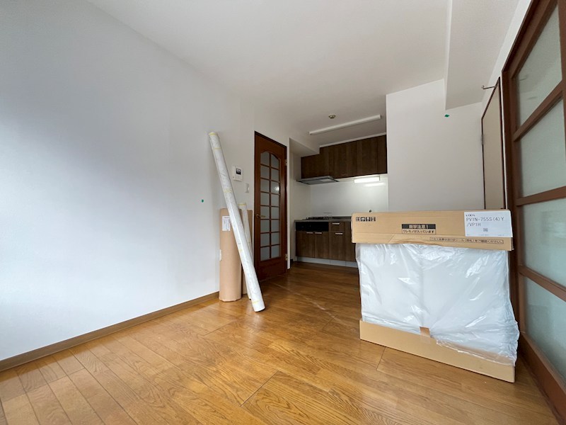 メゾン・ロワイヤル リビング