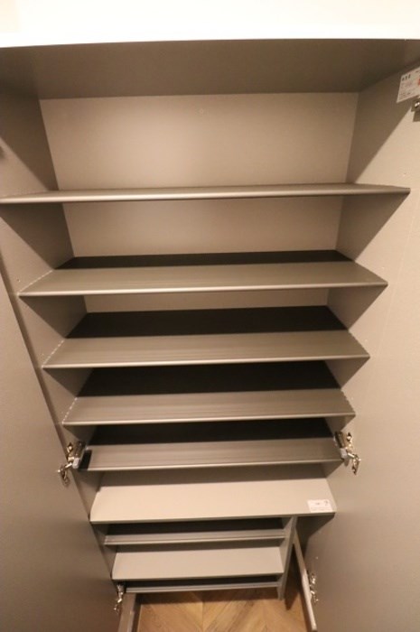 ルリアン東葛西 玄関