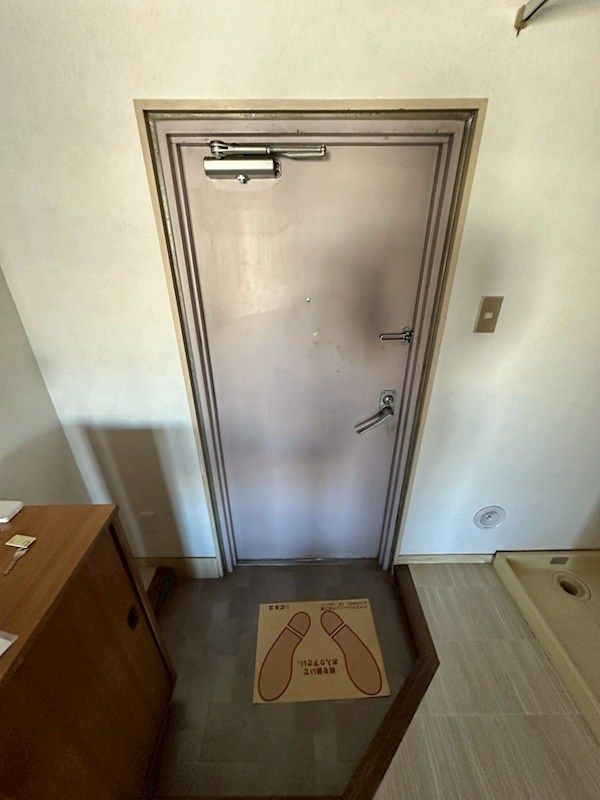 コーポはば 玄関