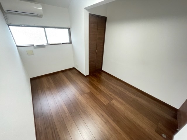 ネイビーフィールドⅡ ベッドルーム