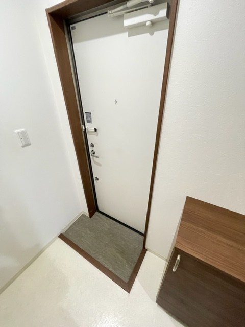 ネイビーフィールドⅡ 玄関