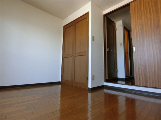 萬来ビル リビング