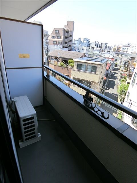 萬来ビル ベランダ