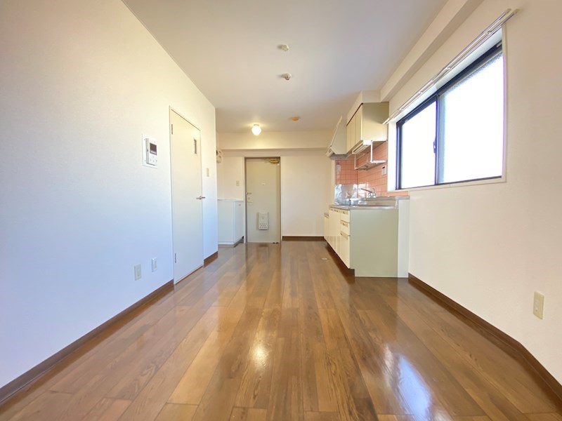 カーサーシンセラー リビング