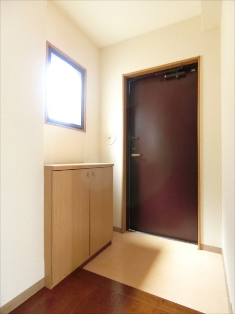 ベルフォレスト  玄関