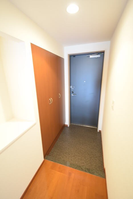 ロイヤルパークスリバーサイド 玄関