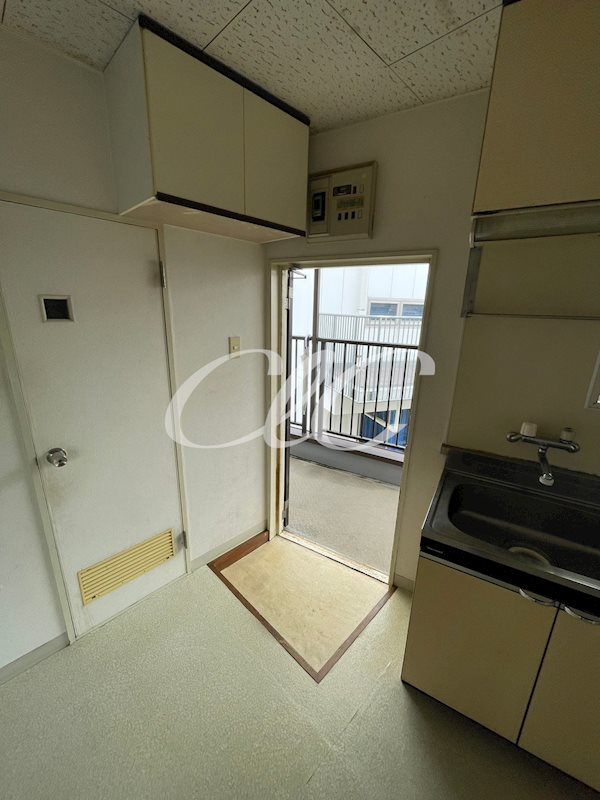 宮内サンハイツ西新井B棟  玄関