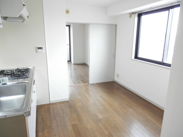 川萬ビルグランアルシェ  リビング