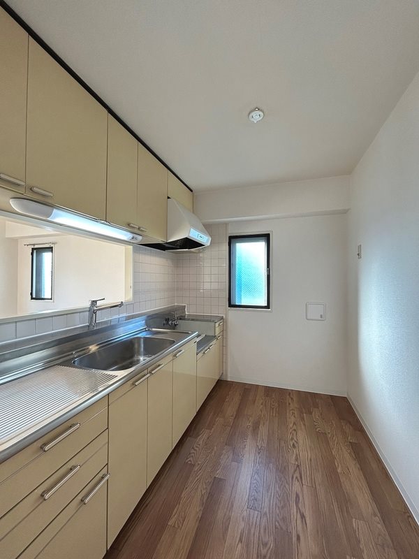 ウィステリア冬木 キッチン