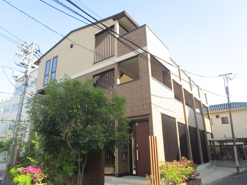 ダ　アン　ア　シス 外観