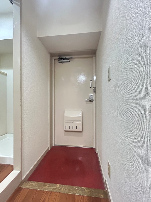 第２ツボイビル 玄関