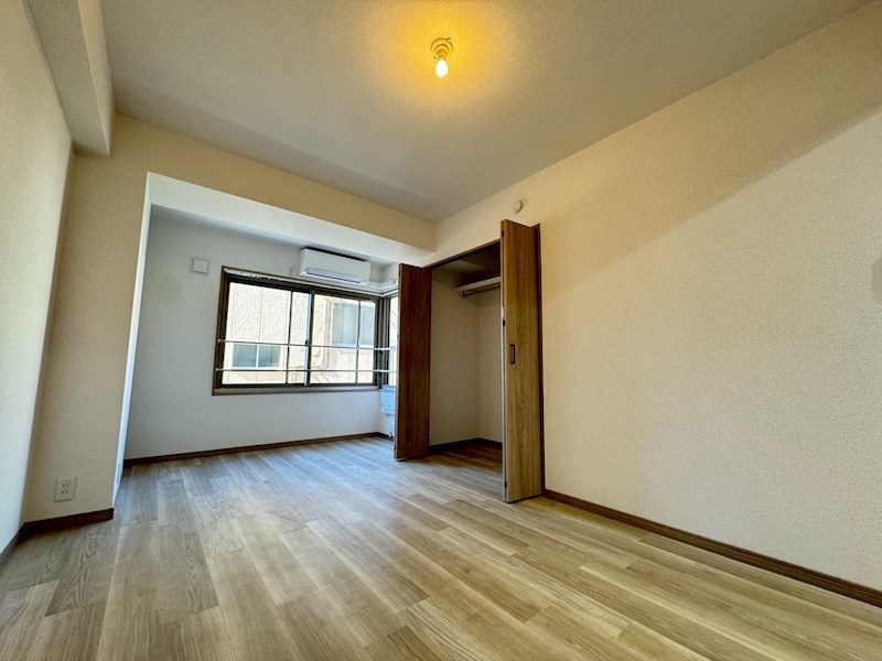 業平ハイツ ベッドルーム