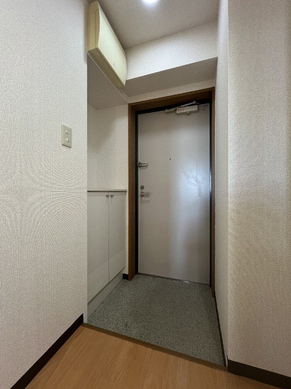 フレア堀江 玄関